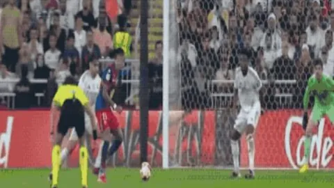 “活塞青年军火力全开，掘金能否逆境反击，捍卫荣耀之战一触即发？”